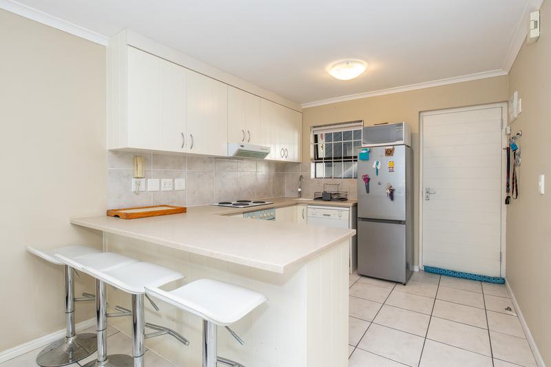 2 Bedroom Property for Sale in Plumstead Western Cape
